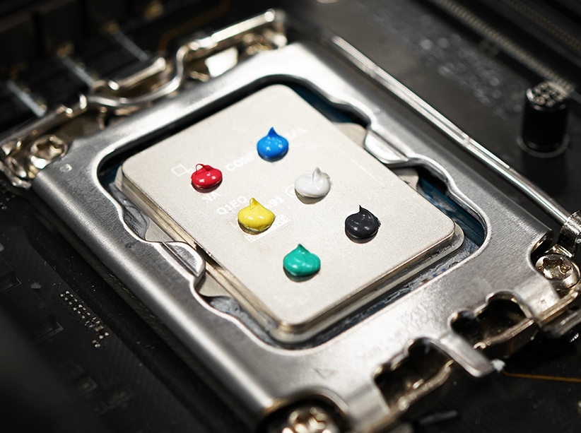 The Taiwanese present colorful thermal pastes