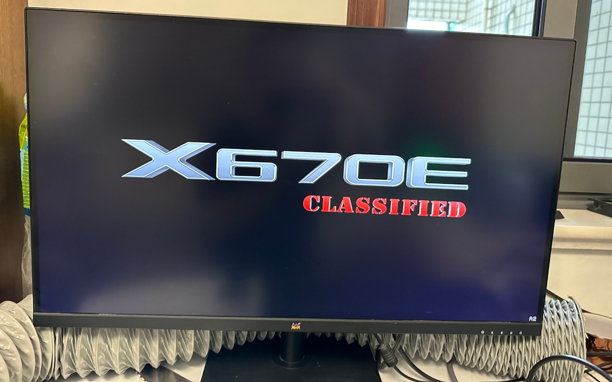 The best motherboard for AMD?  The price is over PLN 5,600