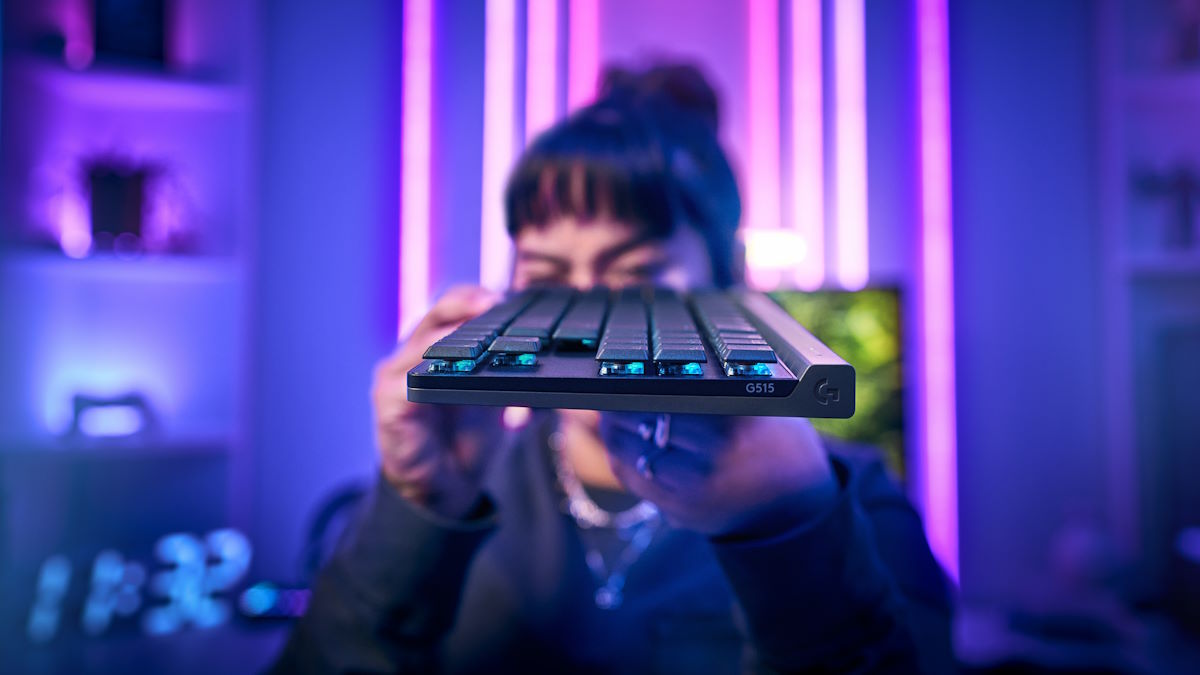 Logitech G515