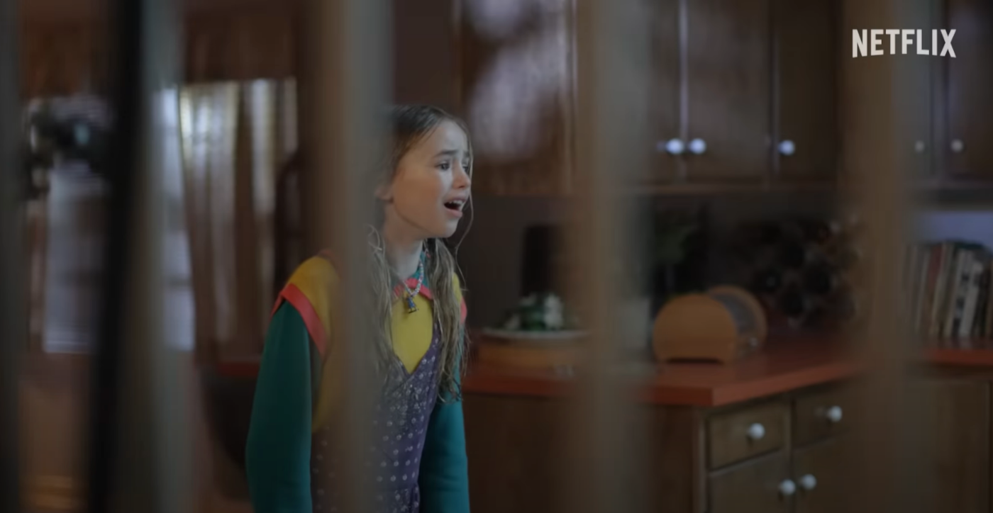 Behind the scenes video of the Netflix smash hit. All new actors!