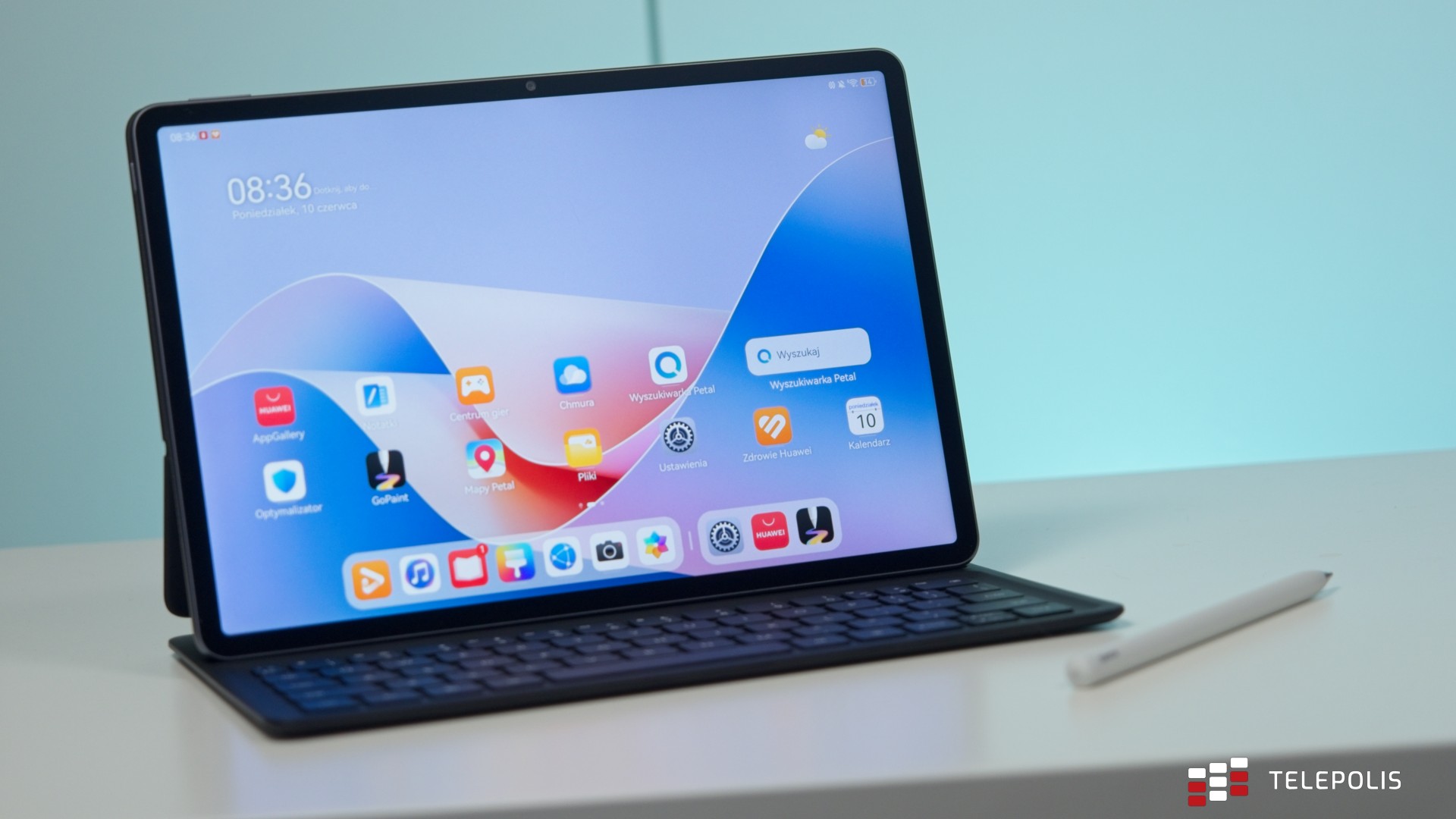 Don't wait for Santa Claus! Huawei has a gift for you now