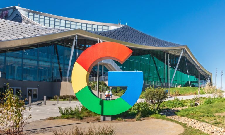 Google goes to war. The giant doesn’t want to give up his secrets