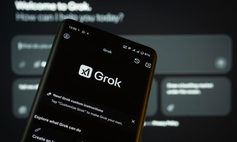 Grok targeted by officials from Brussels. It was about naked photos