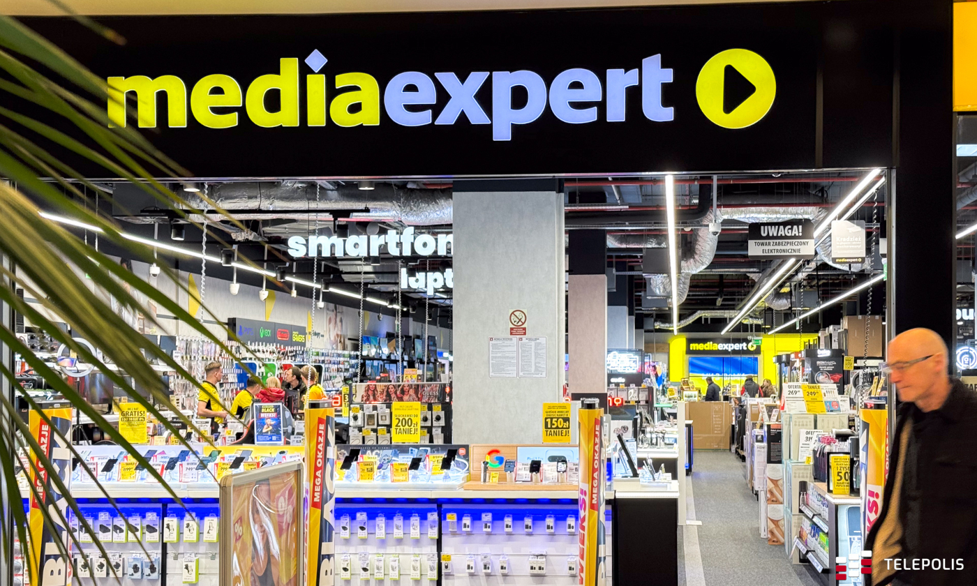 Half price at Media Expert. It was PLN 1,600 and now it is PLN 799