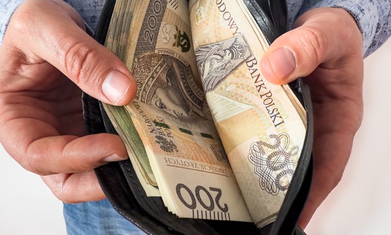 He clicked on the ad and lost PLN 170,000