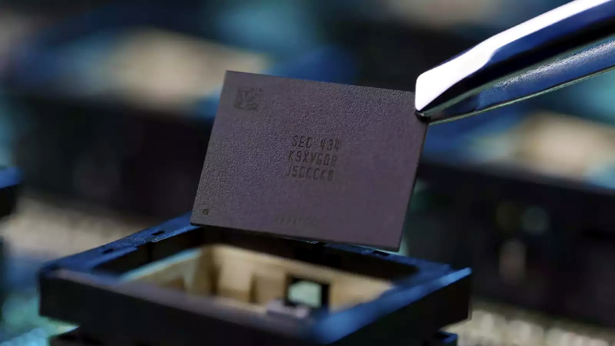 Samsung raises prices. It will be up to 80% more expensive