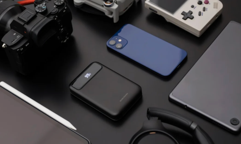 This power bank is suitable for every budget and pocket