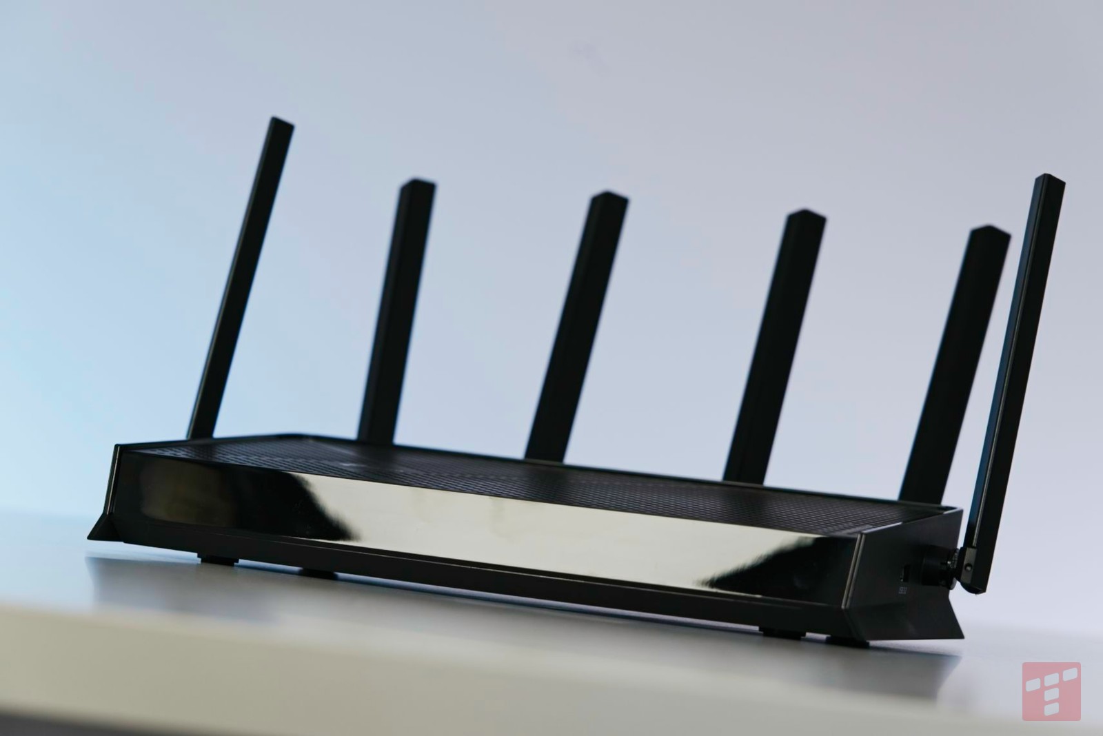 This router doesn't pretend to be anything - it's just good. TP-Link Archer BE400 test
