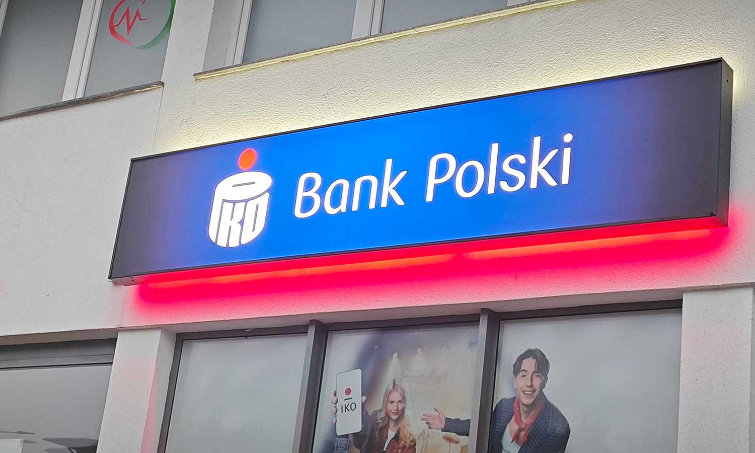 Did you receive a scan of this document from the bank? End the conversation as soon as possible