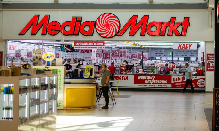 MediaMarkt with an unusual offer. The main role is fuel