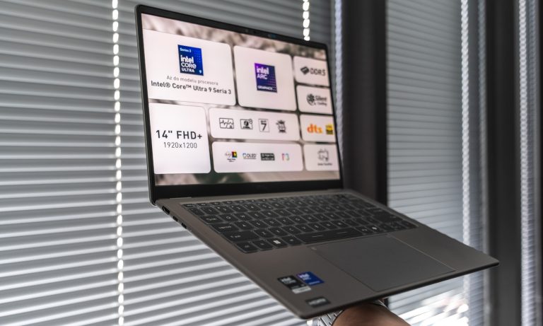 The computer changes form. Stop tormenting yourself