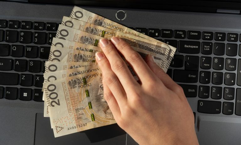 The plague of online fraud scares us more than losing our jobs