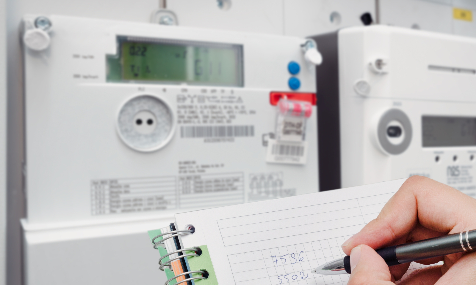 Two emails from PGE that will ruin your wallet. Watch out for a new trap