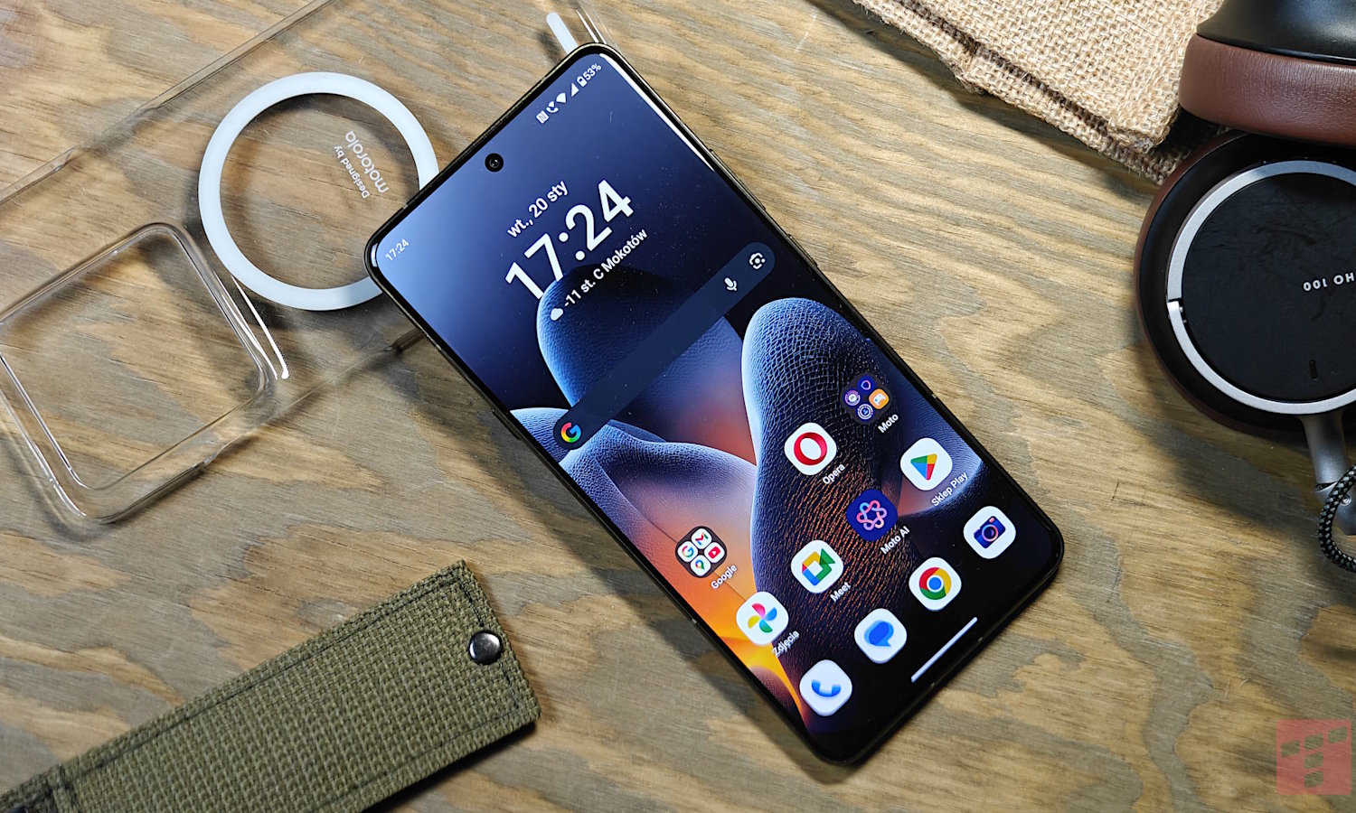 Urgently delete it from your phone. Google Play apps reveal your data