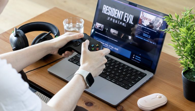 Why does Leon age and Jill doesn’t? Resident Evil explains