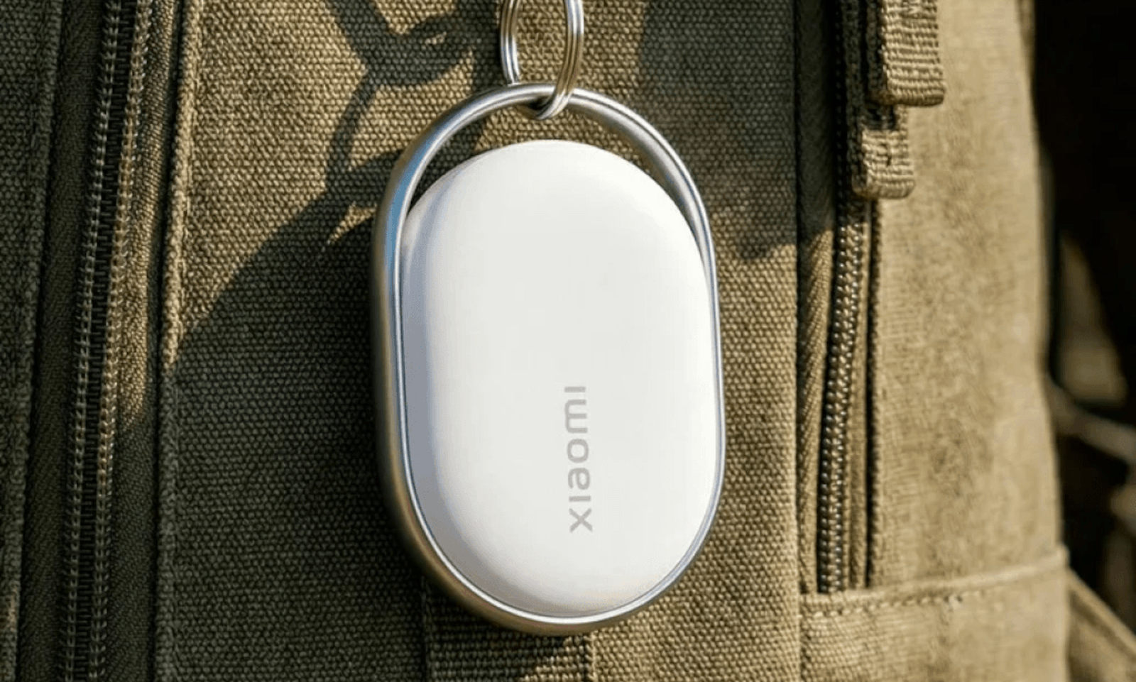 Xiaomi with a small but great news. Works with iPhone and Android