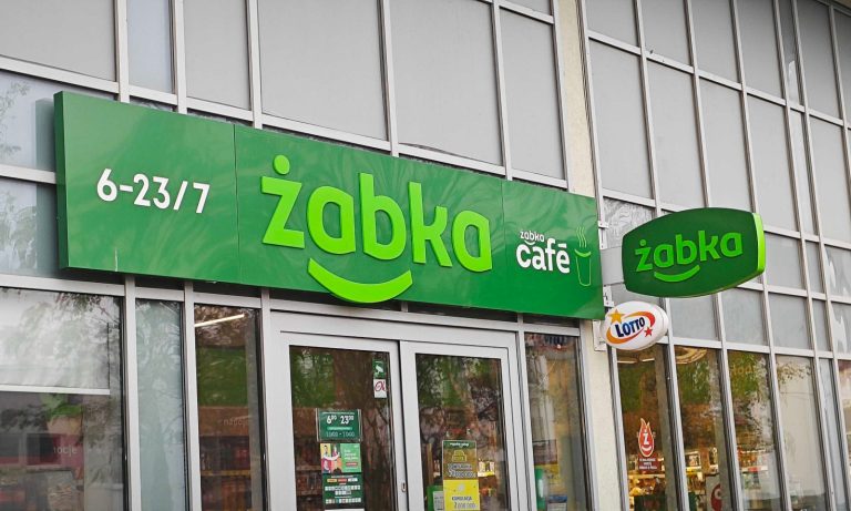 Żabka with another unusual novelty. Your phone will thank you for it