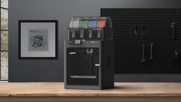 A popular manufacturer of 3D printers is sued. All because of… action figures