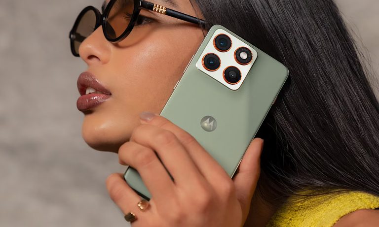 Do you want PLN 700 and a great phone? Motorola’s new promotion is a no-holds-barred ride