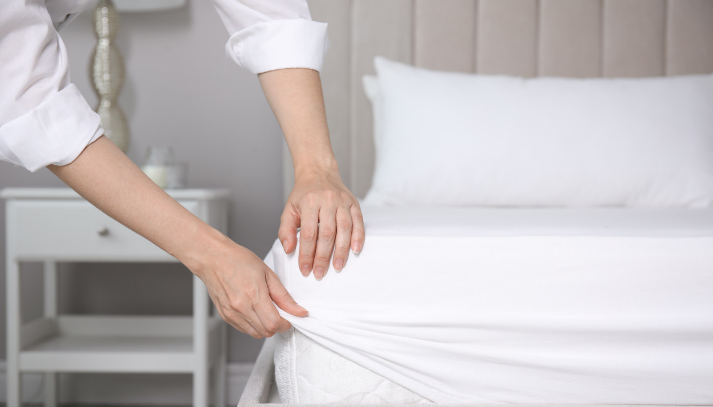 How often should bedding be washed? A dermatologist explains a common mistake