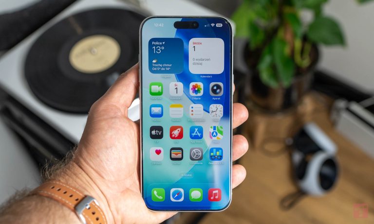 Hundreds of millions of iPhones targeted by a new virus