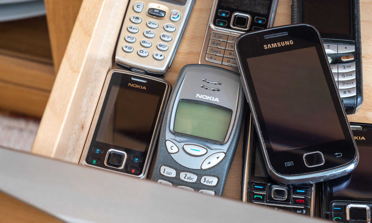 On average, a Pole keeps two in a drawer. He can make money from it