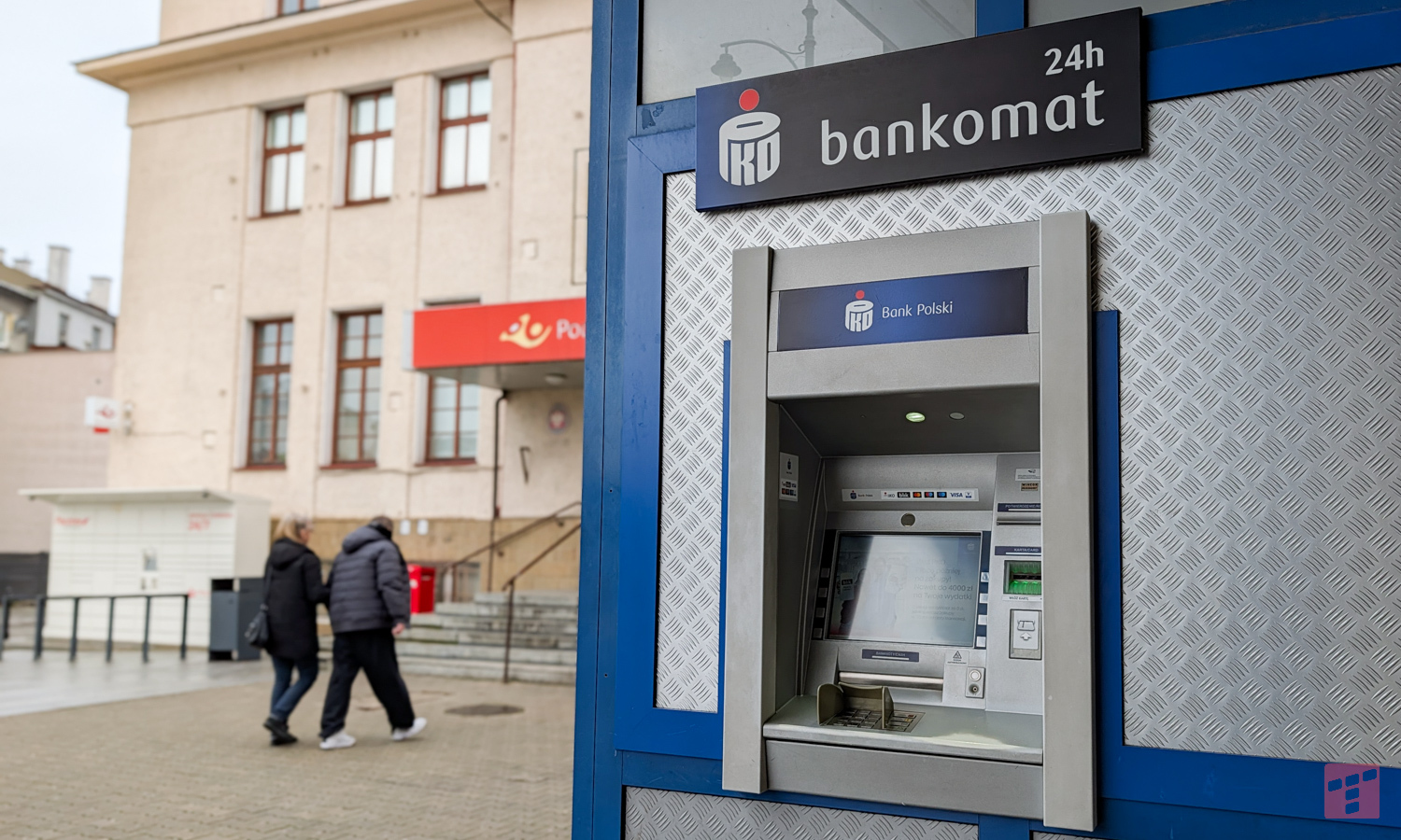 PKO BP with an appeal. Tomorrow will be too late