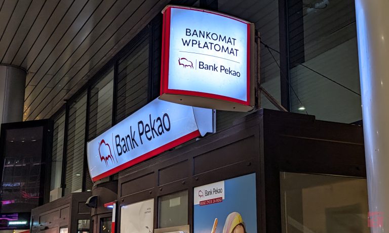 Pekao with a promotion. You can win PLN 450, but you’d better hurry