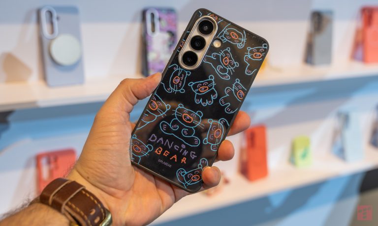 Samsung Galaxy S26 disassembled into parts. We know the result of the repair test