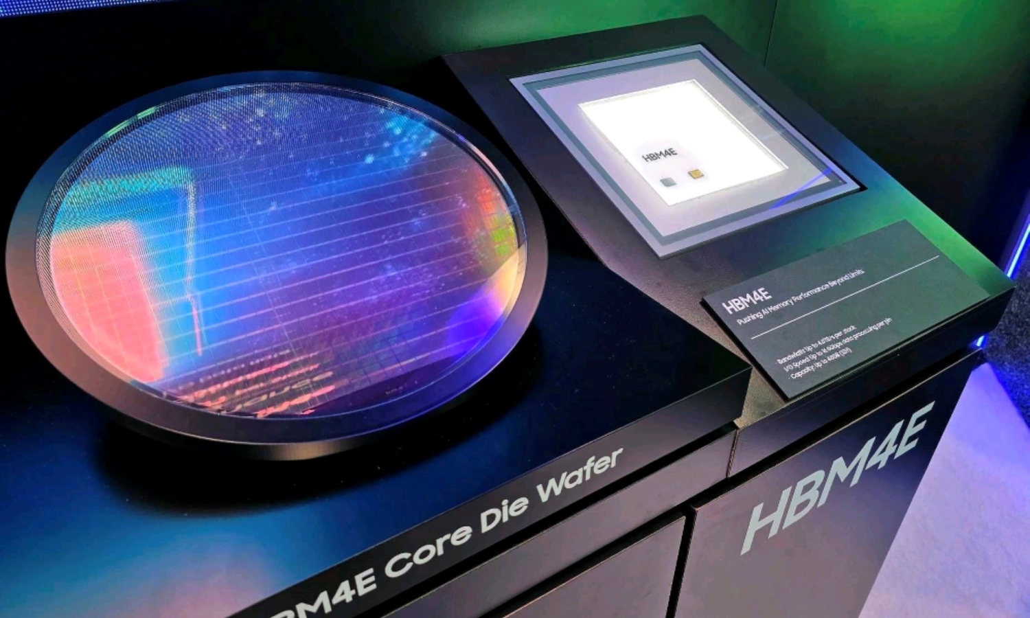 Samsung ready for a revolution. New memory in each segment