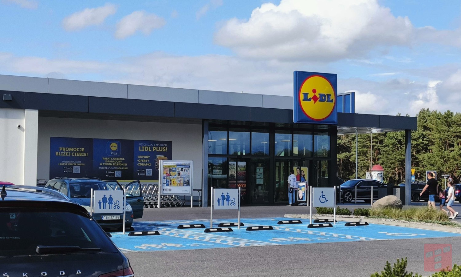 Thermomix can hide. You can buy this equipment 8 times cheaper