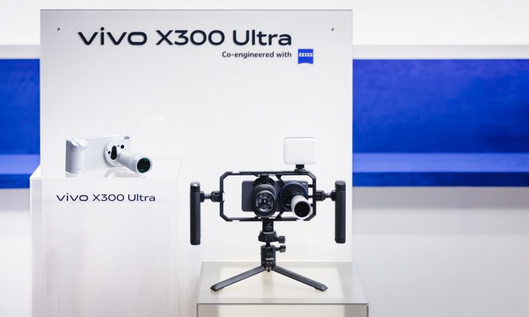 Vivo X300 Ultra, the new photographic beast with 17x zoom