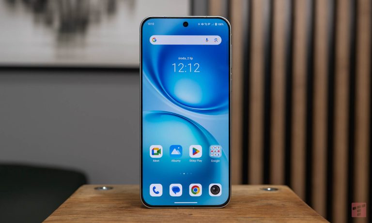 Vivo with a quiet premiere of a small flagship. Russia got it first
