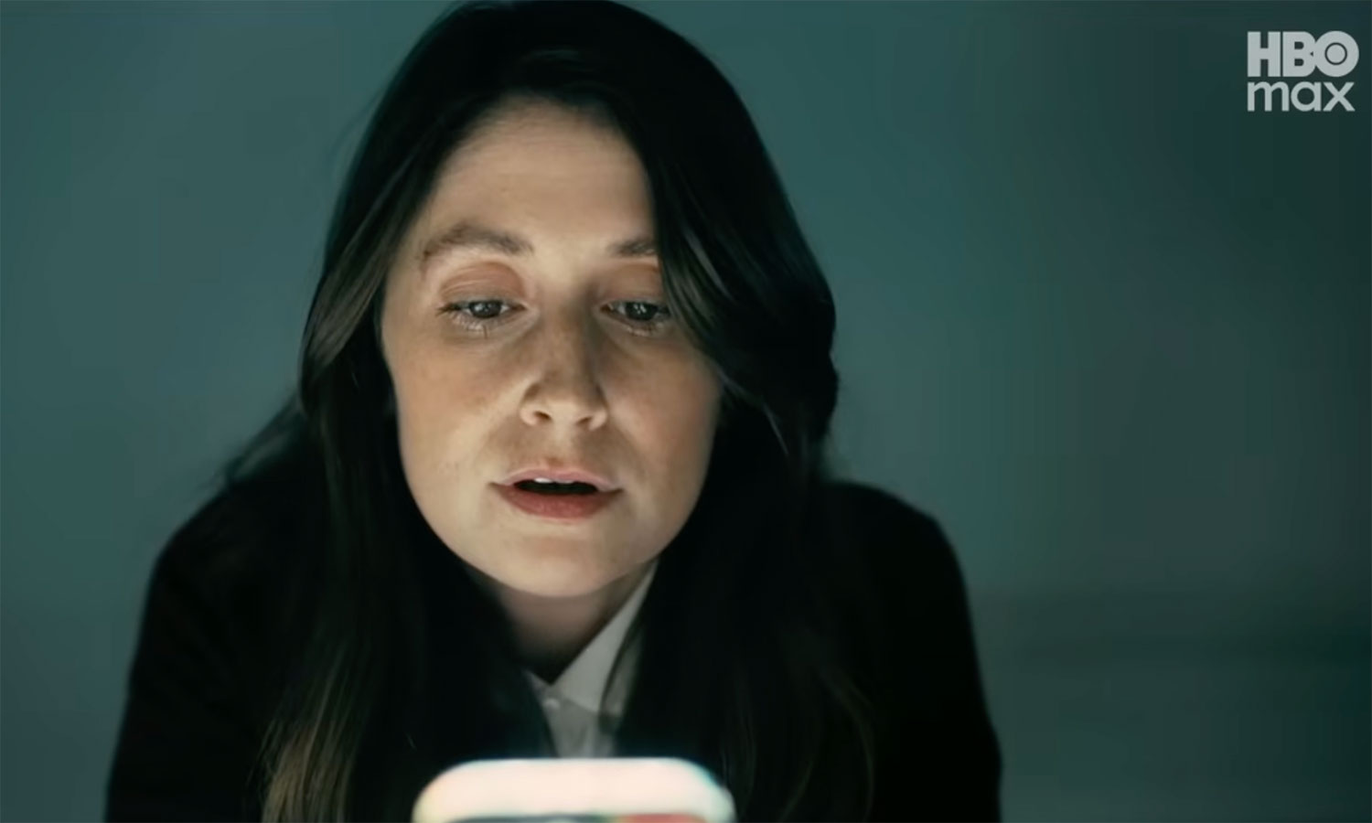 Without pomp and with brilliant dialogues. The HBO series is a hit