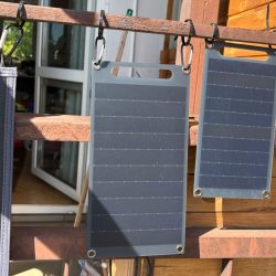 I bought photovoltaics from Action. I tell my neighbor that I gave him a fortune