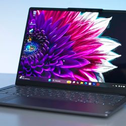 This laptop has one thing that I love. We are checking the Lenovo Yoga Slim 7i 14IMH9