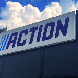 At Action for PLN 3.59, the Pole’s ideal. Sweat and tear resistant