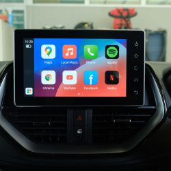 Android Auto makes life easier for drivers. Just swipe