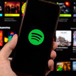 Global Spotify outage. Problems logging in and listening to music (update)