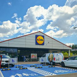 Lidl is testing a new service. All you need is the app and a car