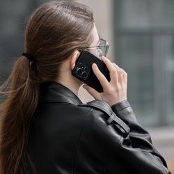 They called her for two days. The 39-year-old was losing a lot of money