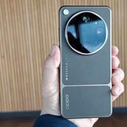 Three 200 Mpix cameras in a smartphone? This is Oppo Find X10 Pro Max