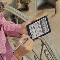BOOX Go 6 (Gen II) adds a stylus to the small reader