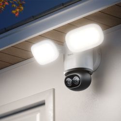 Reolink F850W is conquering backyards. The 4K camera sees everything, even at night
