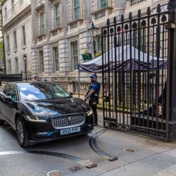 A secret locator in the head of government’s limousine. Equipment from China is a Trojan horse