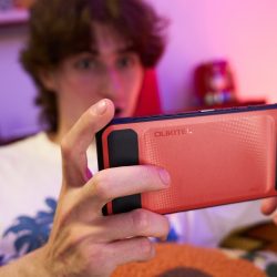 Oukitel WP68 Air – a flat armored car with a huge silicon-carbon battery