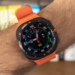 Galaxy Watch Ultra 2 without secrets. It’s similar on the outside, but it’s a revolution on the inside