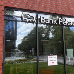 Bank Pekao is giving away money again. This promotion until August 18, 2026