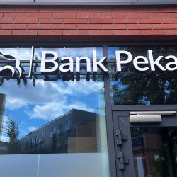 Pekao is giving away a lot of money. You can use it until the end of the holidays