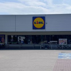 Poles use it practically all the time. Lidl is rubbing its hands with joy
